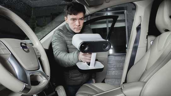 artec-leo-scanning-car-interior