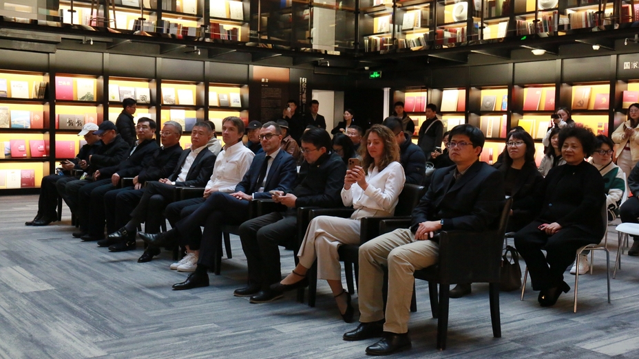 AI-3D technology partnerships